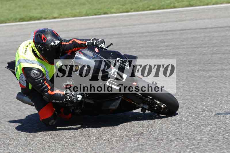 /43 08.08.2025 Discover the Bike ADR/Race 3 rot/178